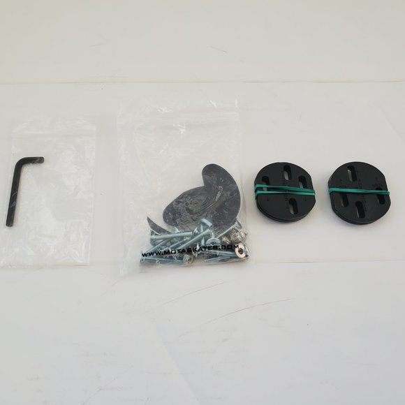 Mota Max Air Quad Skate Boots, Size 7, New - Picture 8 of 9